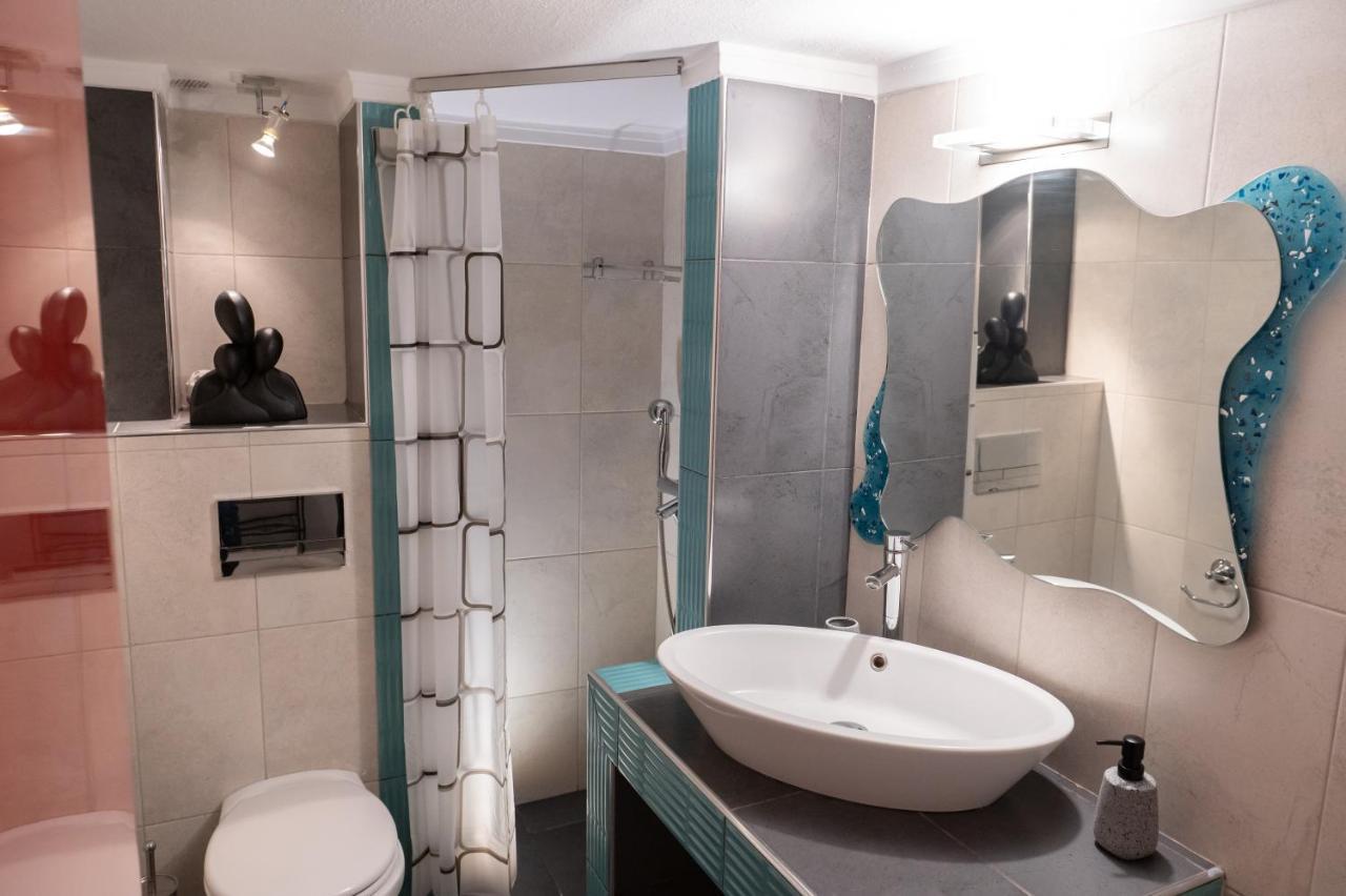 Thess Puzzle Apartment เทสซาโลนิกิ ภายนอก รูปภาพ